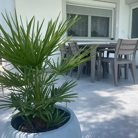 Апартаменты Frankie Ii. Балатондьёрёк