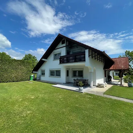 Frankie Ii. Apartamento