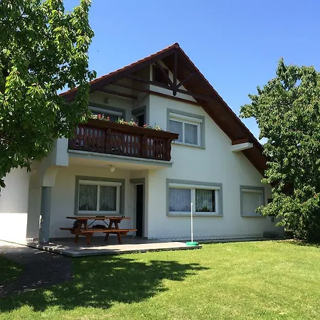 Frankie Ii. דירה Balatongyörök