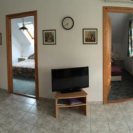 Апартаменты Frankie Ii.