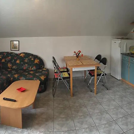 公寓 Frankie Ii. *